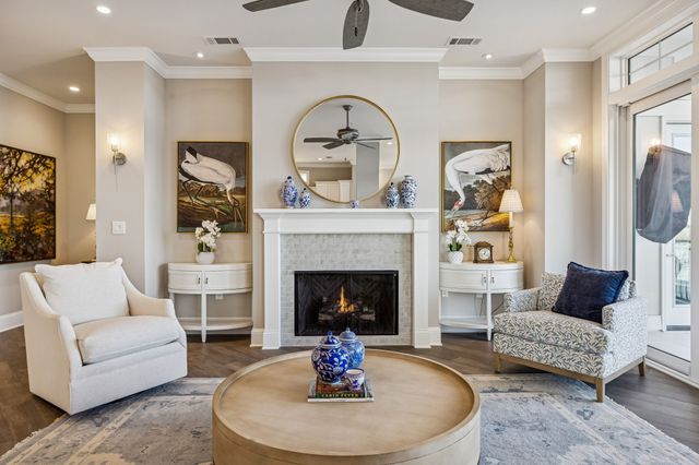 1024 Club View Dr Unit D202, Gallatin, TN 37066