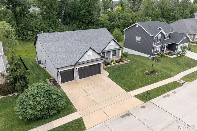 1657 Westlake ct. Court, Pacific, MO 63069
