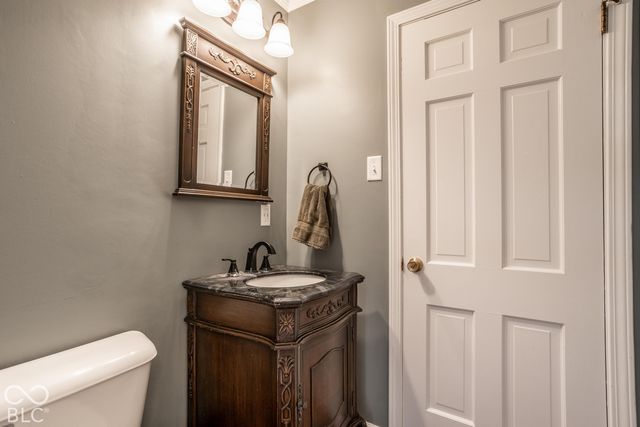 932 N Marwood Trail North Drive, Carmel, IN 46280