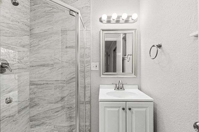 1508 Skyline Drive, Greenville, TX 75401