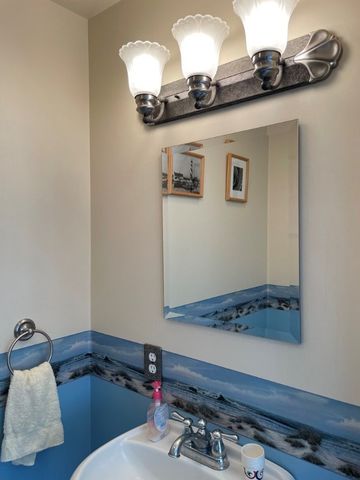 1541 Elk St, City Of Franklin, PA 16323