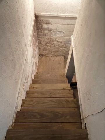 1541 Elk St, City Of Franklin, PA 16323