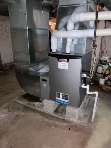 1541 Elk St, City Of Franklin, PA 16323