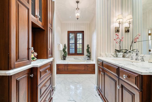 143 Clarendon Avenue, Palm Beach, FL 33480