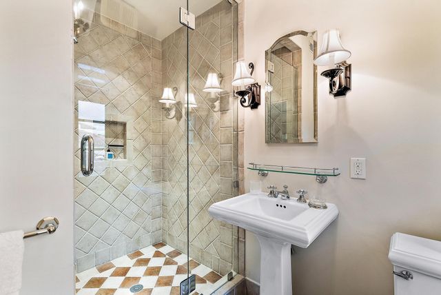 143 Clarendon Avenue, Palm Beach, FL 33480