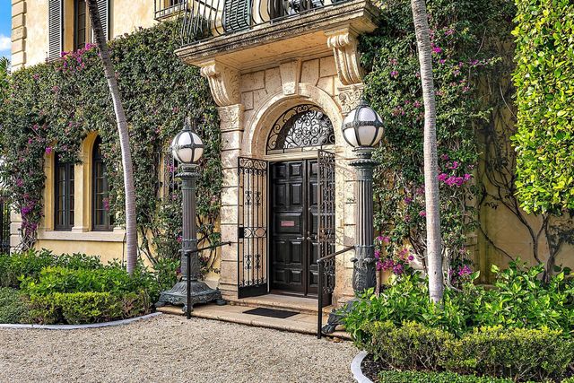 143 Clarendon Avenue, Palm Beach, FL 33480