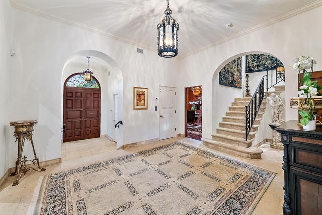 143 Clarendon Avenue, Palm Beach, FL 33480