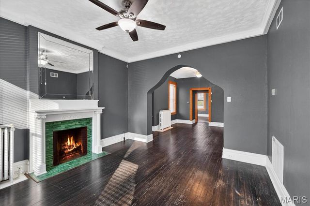 8215 Pennsylvania Avenue, St Louis, MO 63111