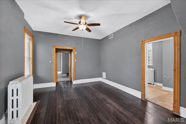 8215 Pennsylvania Avenue, St Louis, MO 63111