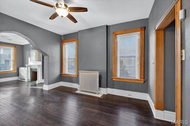 8215 Pennsylvania Avenue, St Louis, MO 63111
