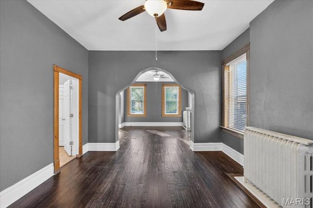 8215 Pennsylvania Avenue, St Louis, MO 63111