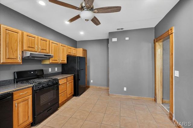 8215 Pennsylvania Avenue, St Louis, MO 63111