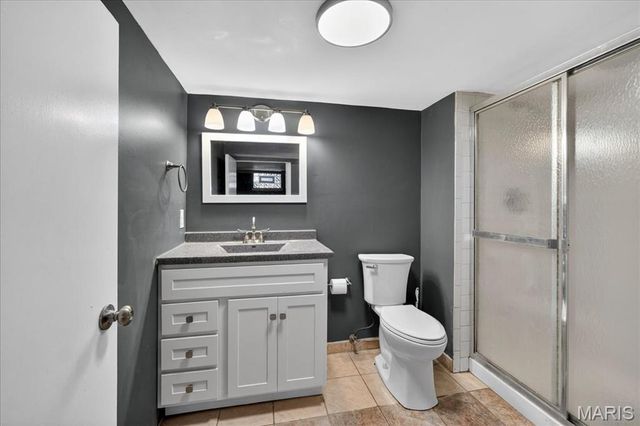 8215 Pennsylvania Avenue, St Louis, MO 63111