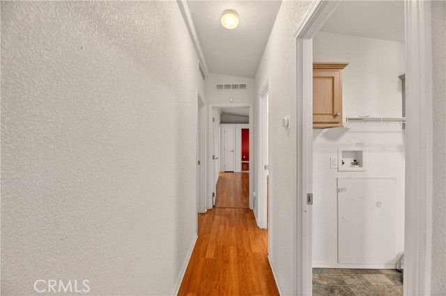 725 W Thornton 10, Hemet, CA 92543