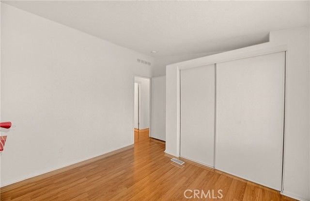 725 W Thornton 10, Hemet, CA 92543