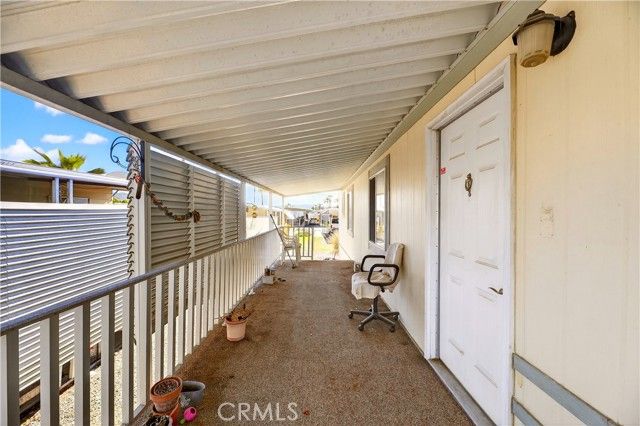 725 W Thornton 10, Hemet, CA 92543