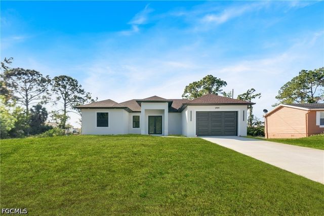 2909 9th ST W, Lehigh Acres, FL 33971