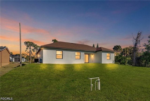 2909 9th ST W, Lehigh Acres, FL 33971