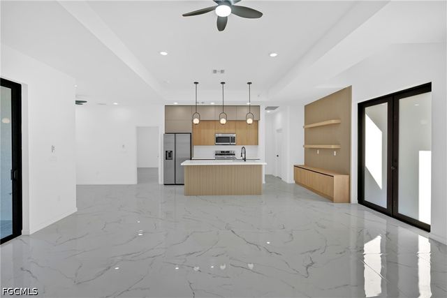 2909 9th ST W, Lehigh Acres, FL 33971