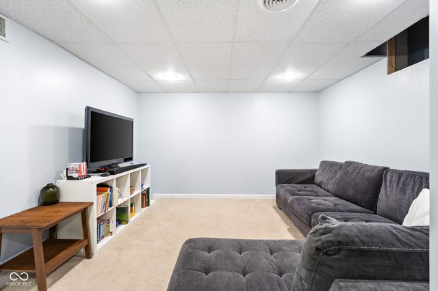 3119 Heather Lane, Columbus, IN 47203