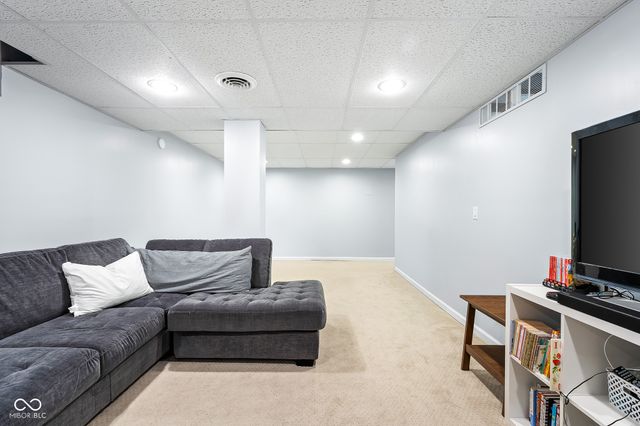 3119 Heather Lane, Columbus, IN 47203