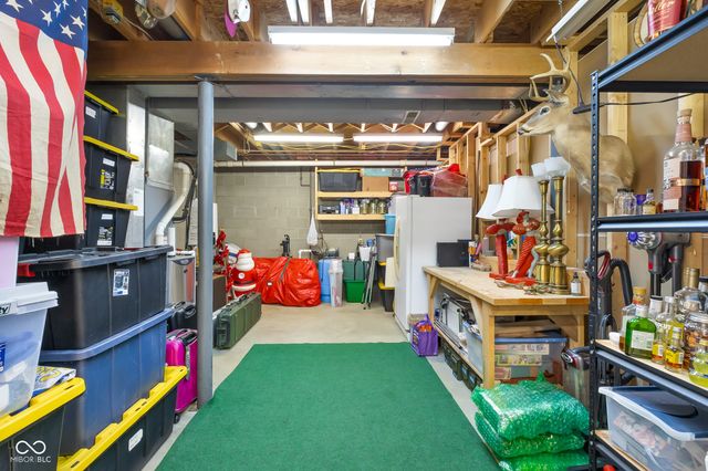 3119 Heather Lane, Columbus, IN 47203