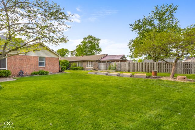 3119 Heather Lane, Columbus, IN 47203