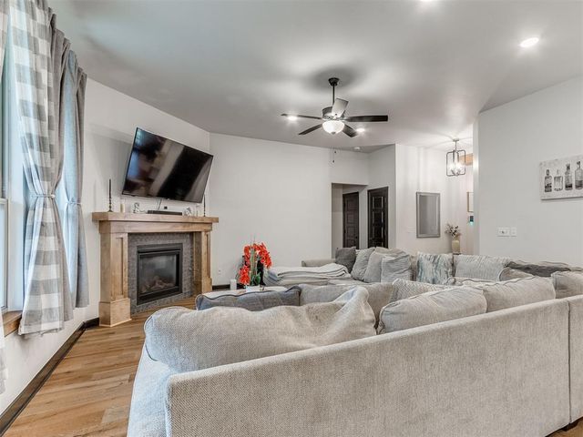 13239 Sawtooth Oak Drive, Choctaw, OK 73020