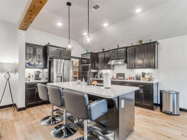 13239 Sawtooth Oak Drive, Choctaw, OK 73020