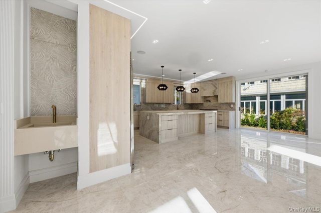 132 Park Street, Woodmere, NY 11598