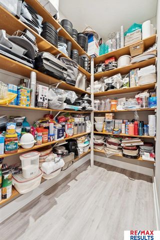 5702 S 234 Street, Elkhorn, NE 68022