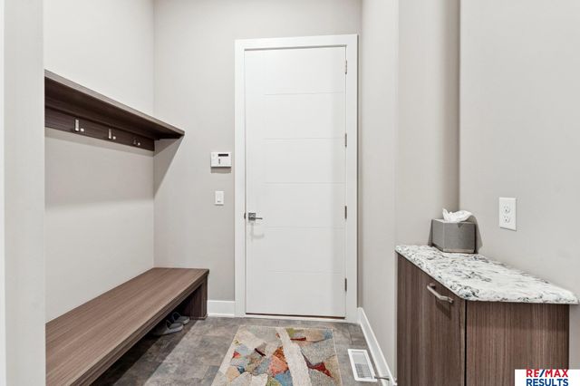 5702 S 234 Street, Elkhorn, NE 68022