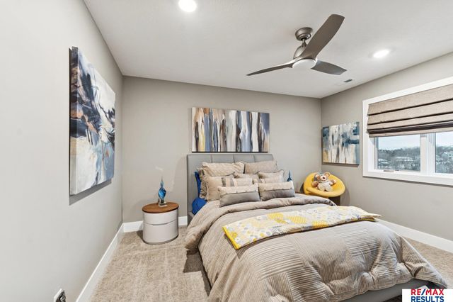 5702 S 234 Street, Elkhorn, NE 68022