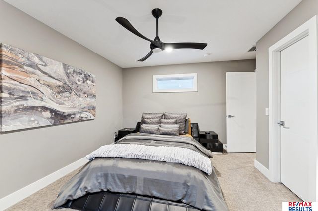 5702 S 234 Street, Elkhorn, NE 68022