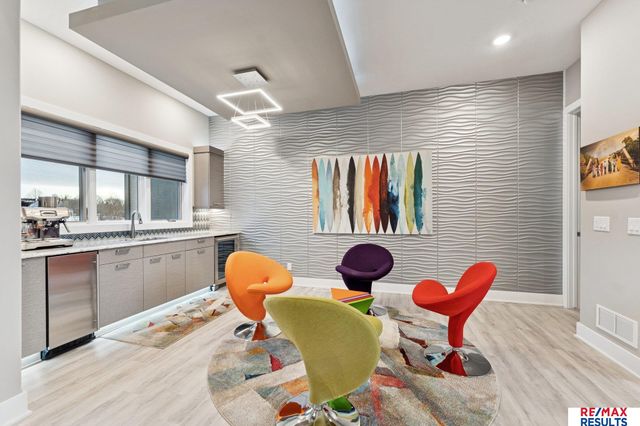 5702 S 234 Street, Elkhorn, NE 68022