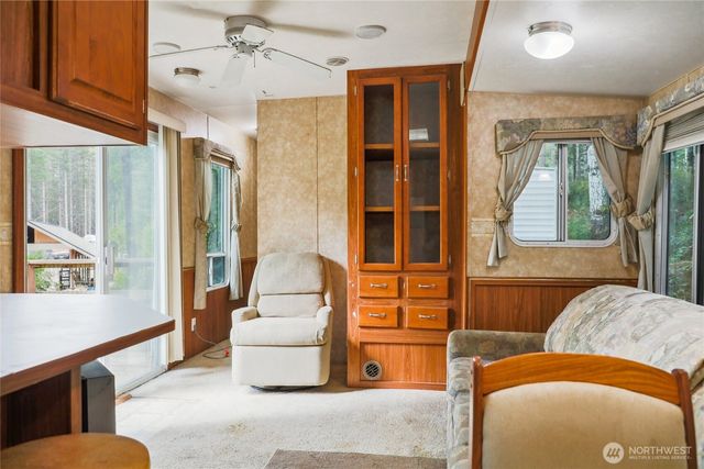 181 E Elaine Place, Belfair, WA 98528