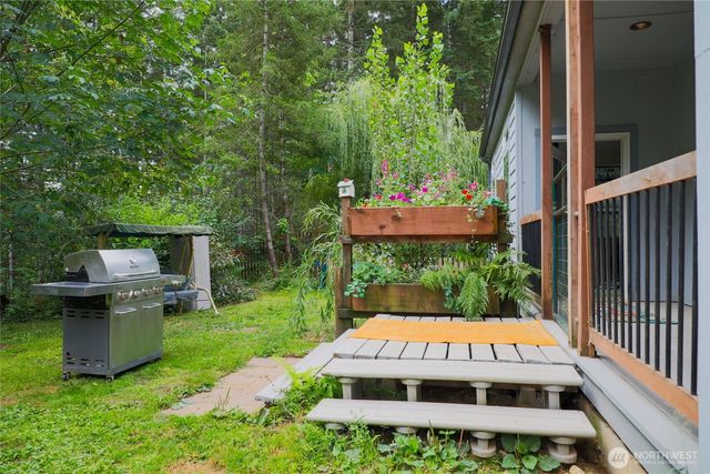 181 E Elaine Place, Belfair, WA 98528