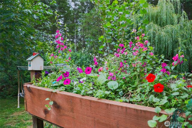 181 E Elaine Place, Belfair, WA 98528