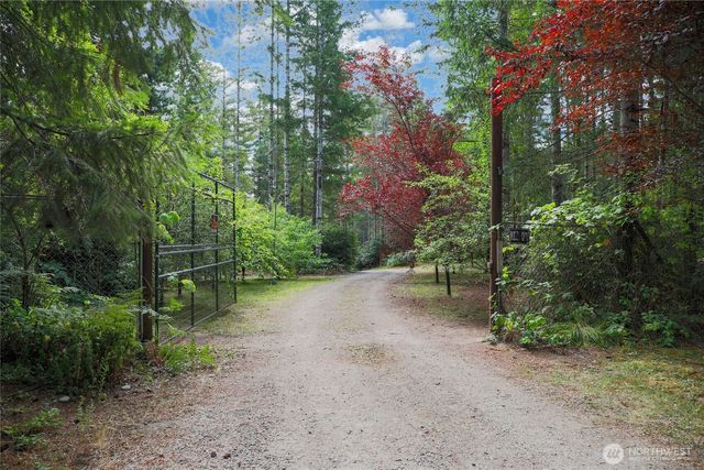 181 E Elaine Place, Belfair, WA 98528