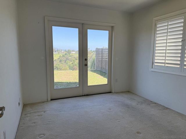 11293 Linares St., San Diego, CA 92129