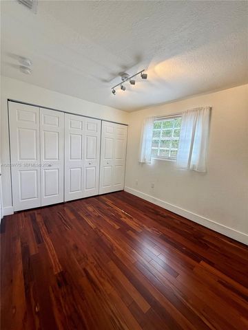 4456 SW 10th Street, Miami, FL 33134