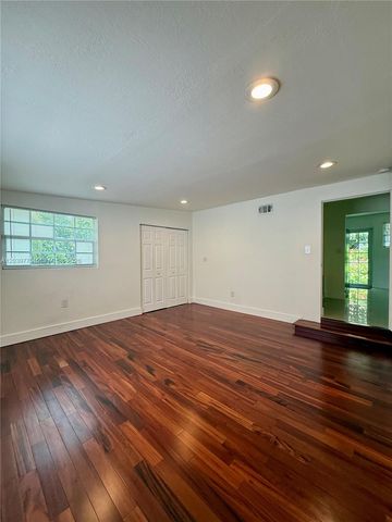 4456 SW 10th Street, Miami, FL 33134