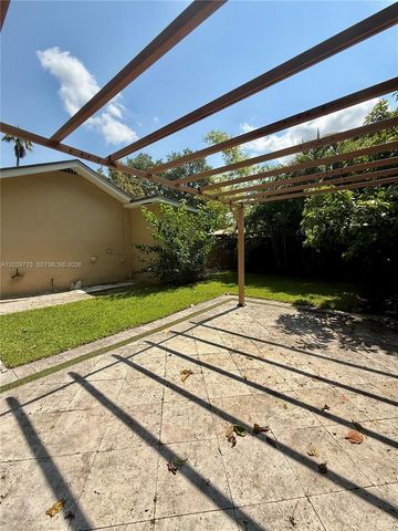 4456 SW 10th Street, Miami, FL 33134