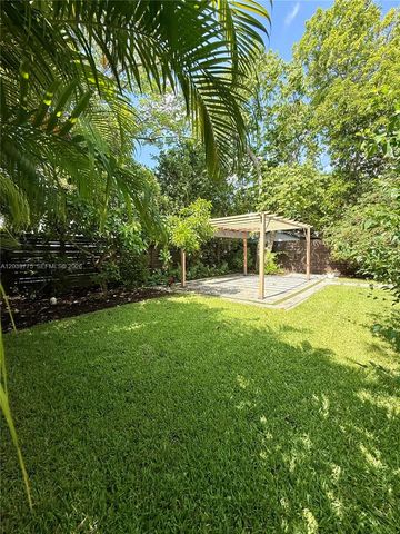 4456 SW 10th Street, Miami, FL 33134