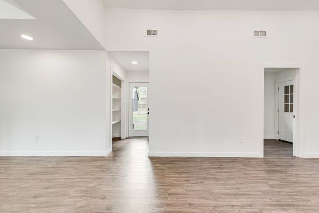 284 Pleasant Hill Lane, Holly Lake Ranch, TX 75765