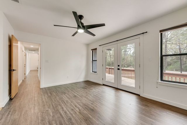 284 Pleasant Hill Lane, Holly Lake Ranch, TX 75765