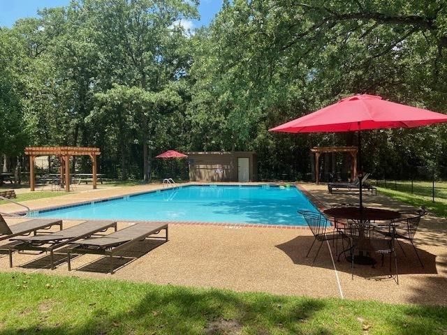 284 Pleasant Hill Lane, Holly Lake Ranch, TX 75765