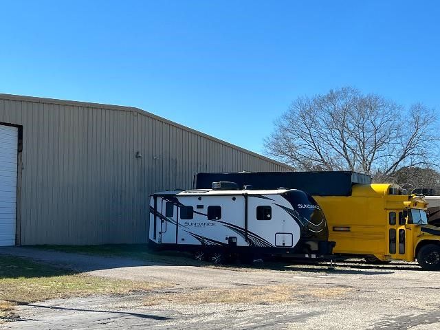 284 Pleasant Hill Lane, Holly Lake Ranch, TX 75765