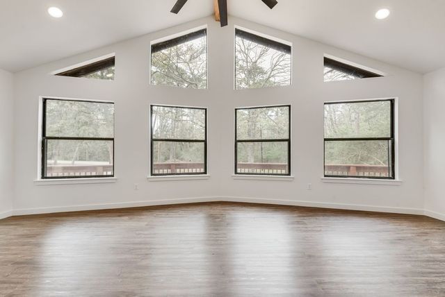 284 Pleasant Hill Lane, Holly Lake Ranch, TX 75765