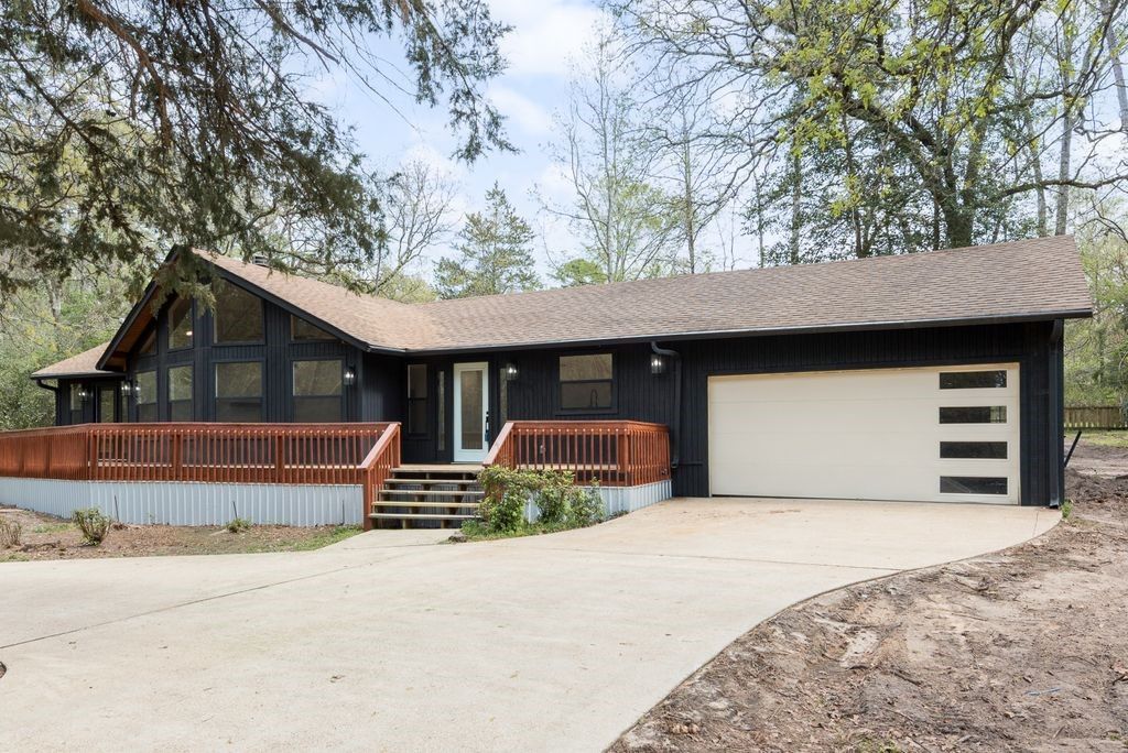 284 Pleasant Hill Lane, Holly Lake Ranch, TX 75765